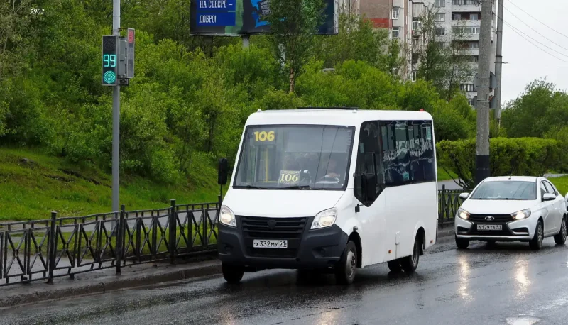 Автобус ГАЗ 2022 года