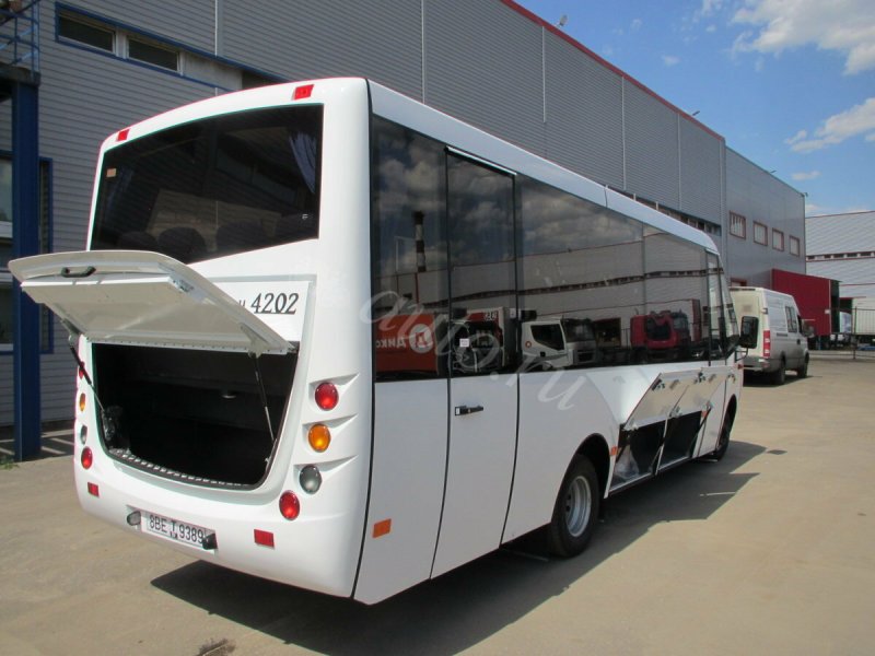 Iveco Neman 4202 салон