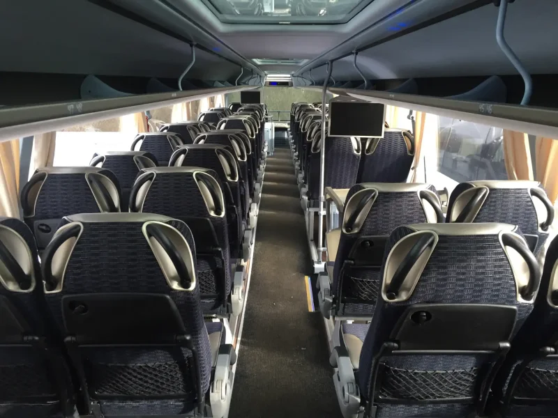 Неоплан 122/3 Skyliner салон