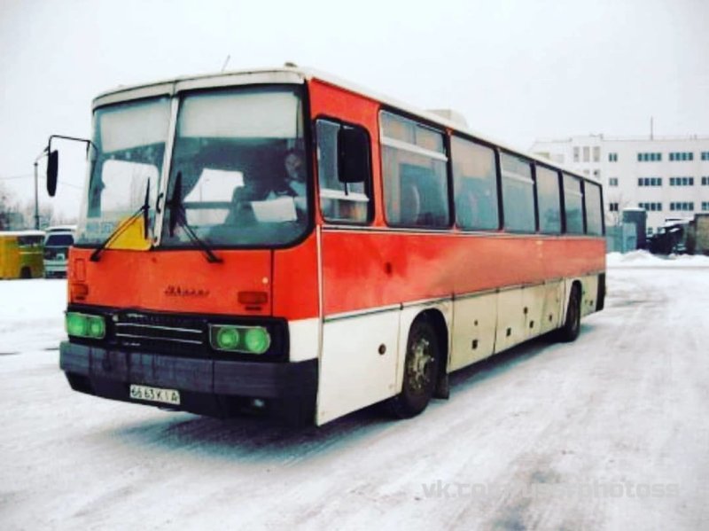 Автобус ПАЗ 1980 года