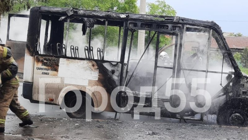 Сгоревший автобус ПАЗ