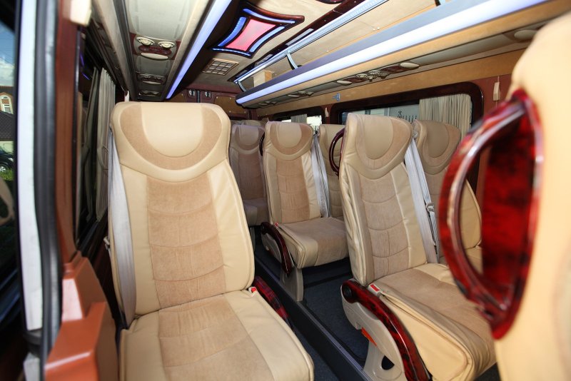 Мерседес Спринтер пассажирский Люкс