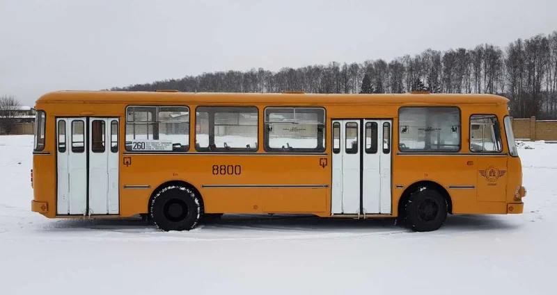 Автобус ЛИАЗ 677 М