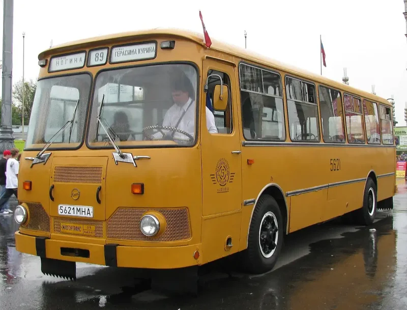 ЛИАЗ 677 скотовоз