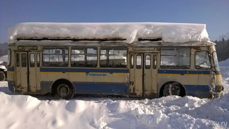 ЛИАЗ 677 заброшенный