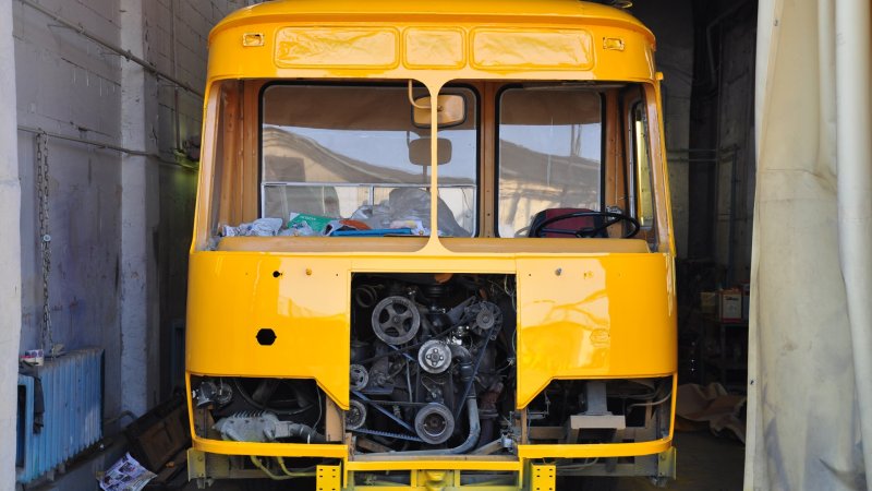 Автобус ЛИАЗ 677 кабина