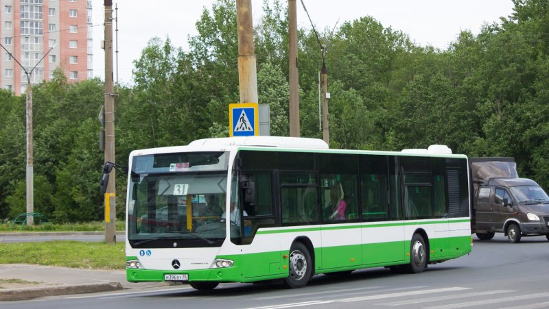Автобус ПАЗ 2022