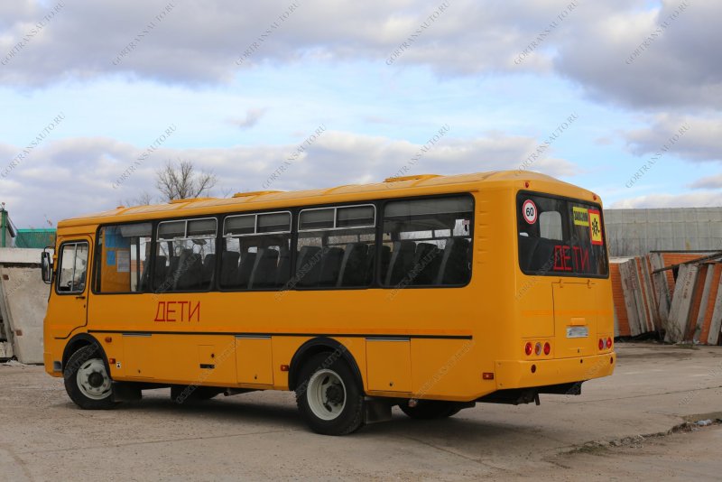 Автобус ПАЗ желтый