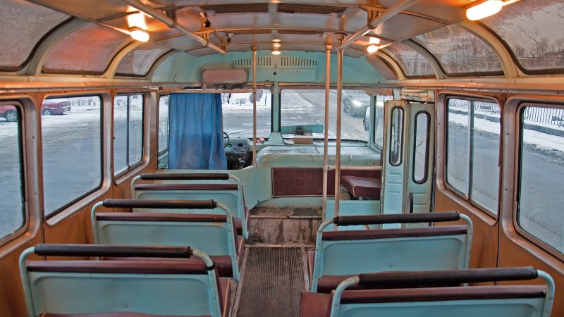 ПАЗ 672 салон