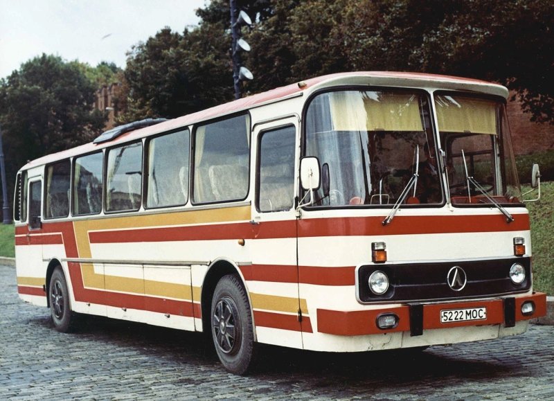 ЛАЗ 699