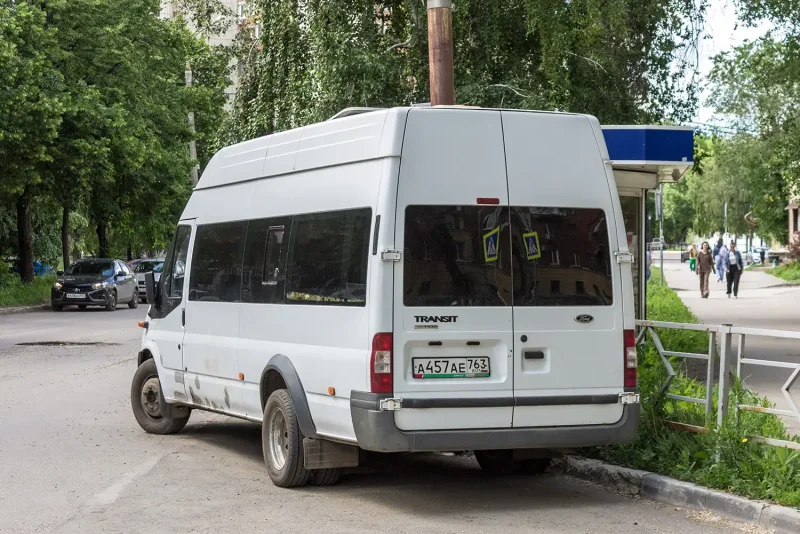 Автобус Ford Transit 17