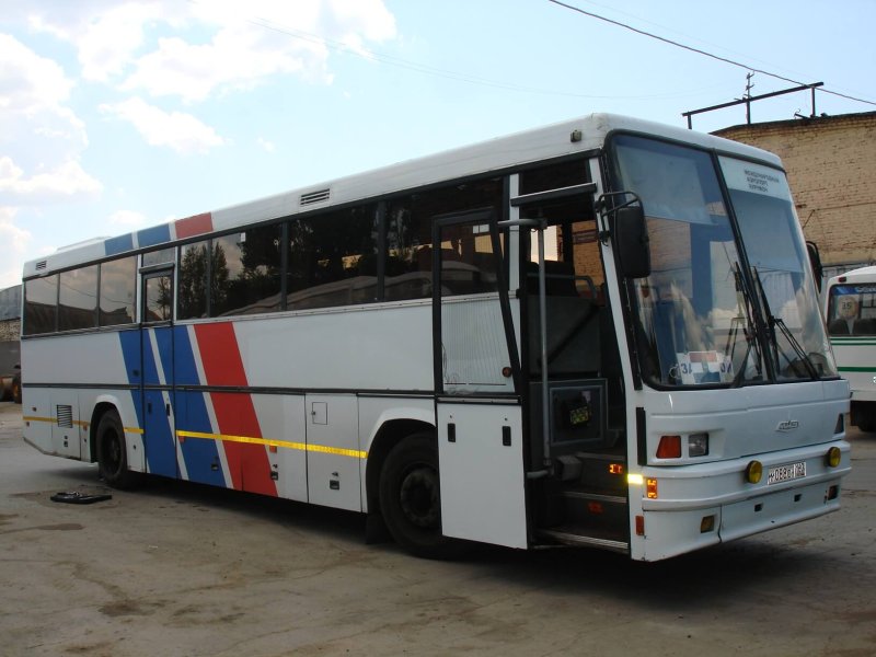 МАЗ 152