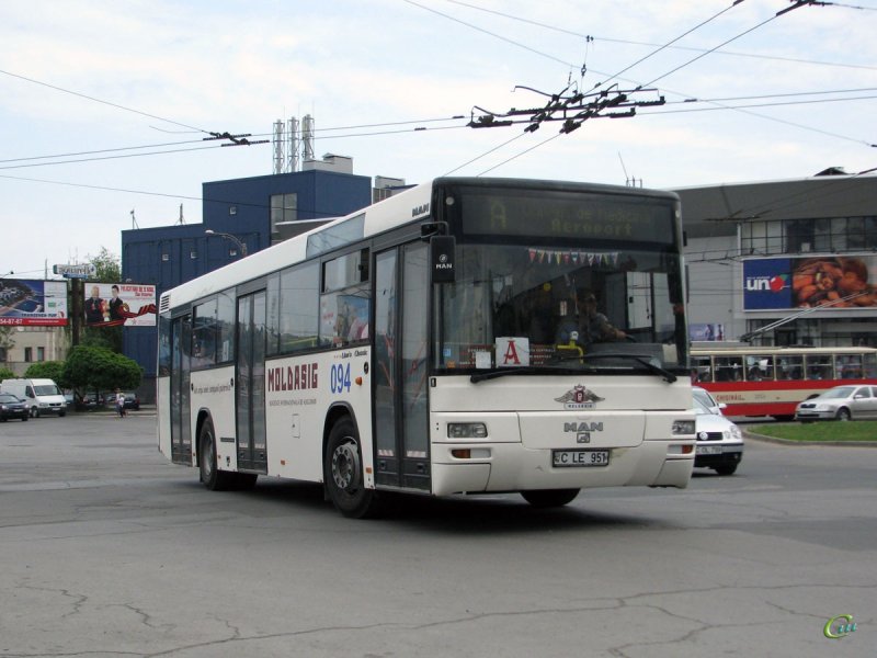 Автобус 888