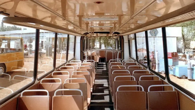 Икарус 620 салон