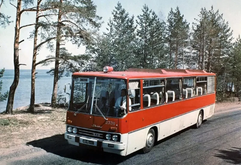 Икарус 250