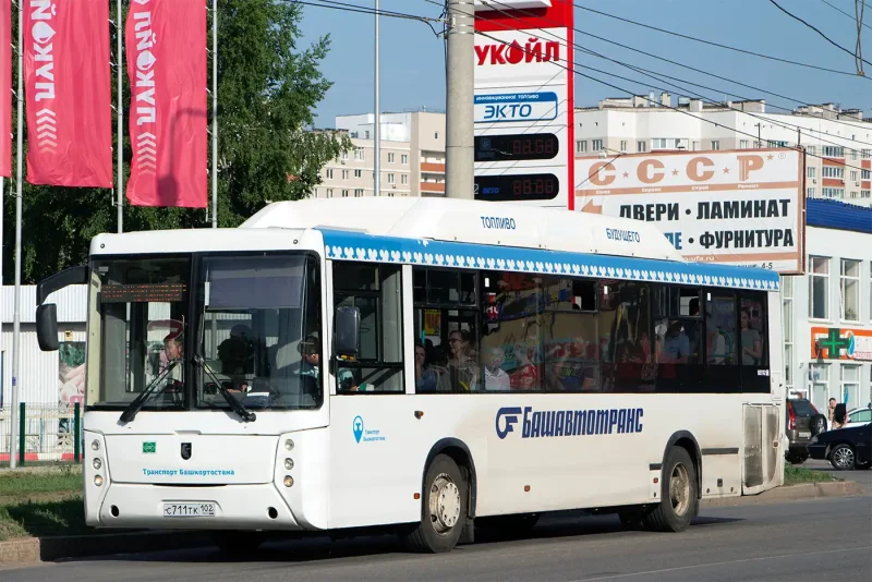 НЕФАЗ 5299 2004