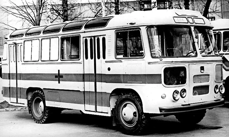 ПАЗ 672