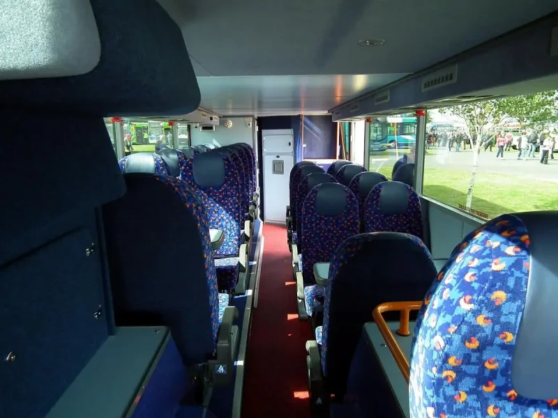 EVOBUS (Mercedes-Benz/Setra) o 100