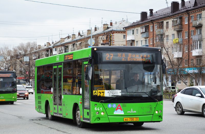 МАЗ 103