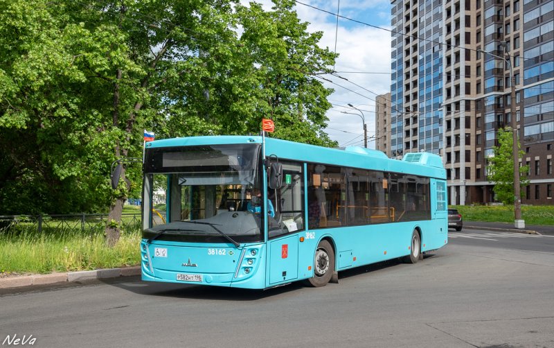 МАЗ 203 СПБ