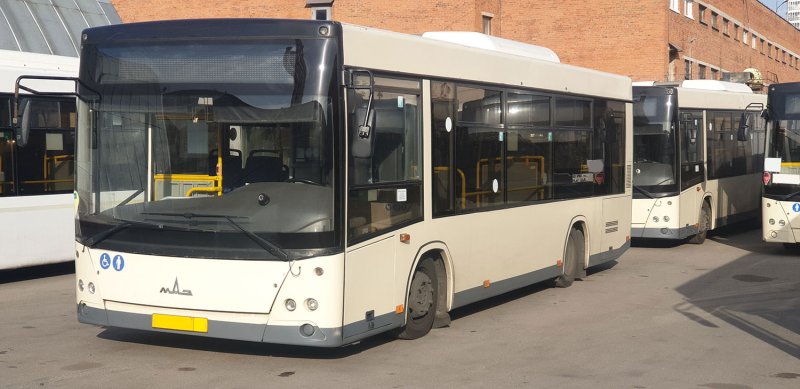 МАЗ 108