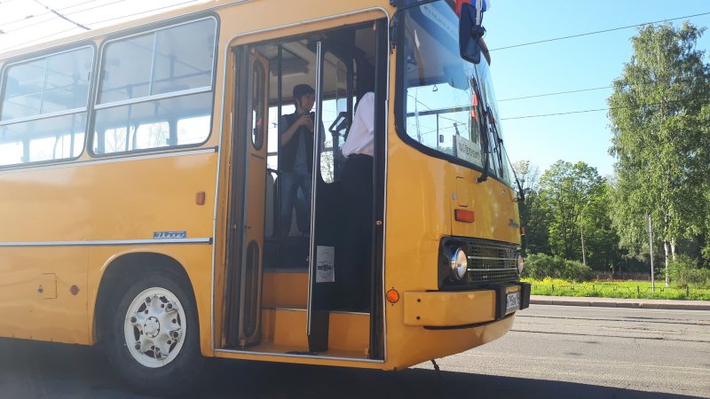 Икарус 256