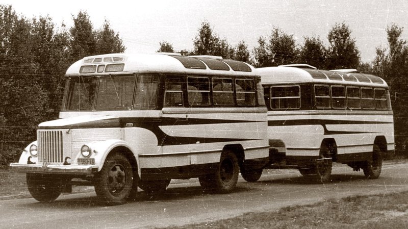 ЛИАЗ 677 С москвичевскими фарами
