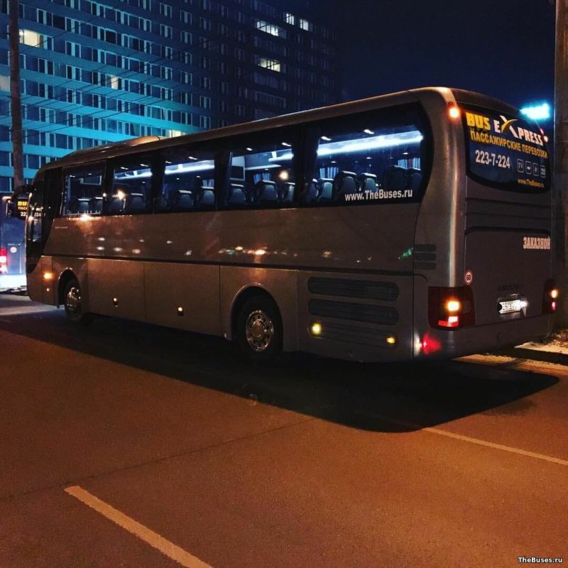Заказной туристический автобус