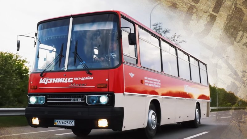 Междугородные автобусы Икарус 250