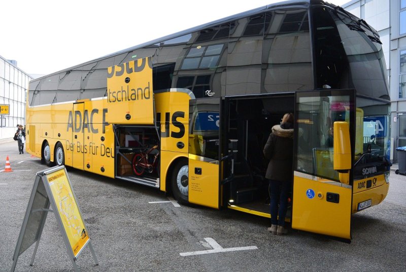 Автобус van Hool Altano