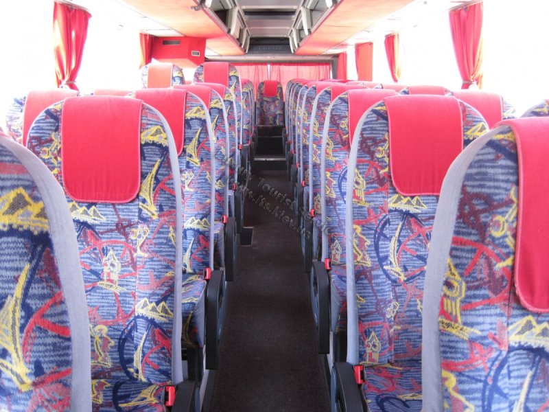 Автобус Neoplan 316