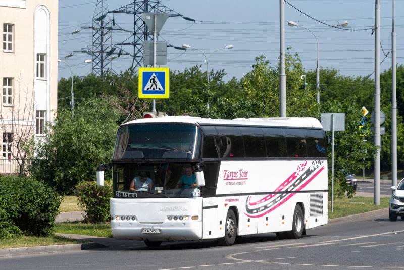 Neoplan 47 автобус