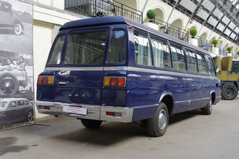 Автомобиль ЗИЛ 118 Юность
