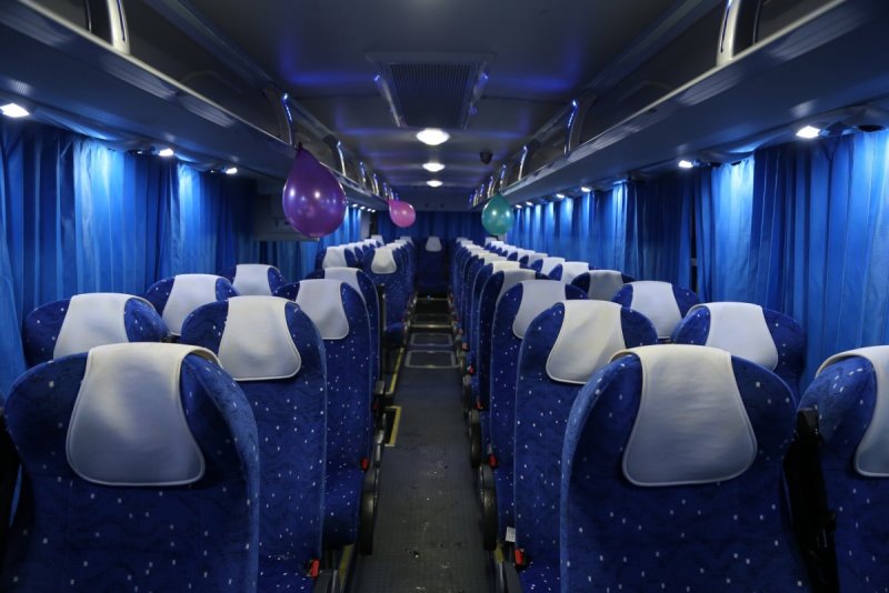 Автобус EOS 49 мест