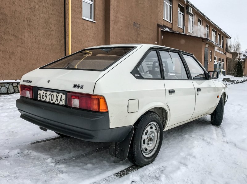 Москвич АЗЛК 2141