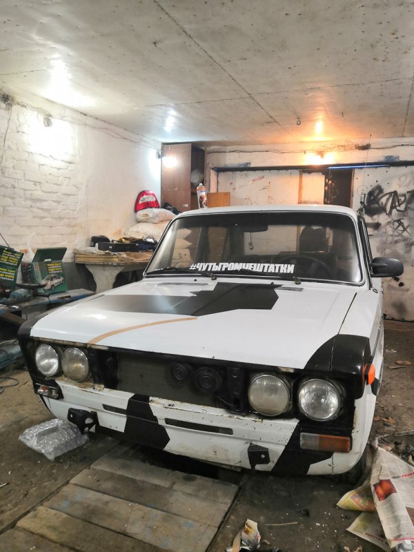 ВАЗ 2106 камуфляж