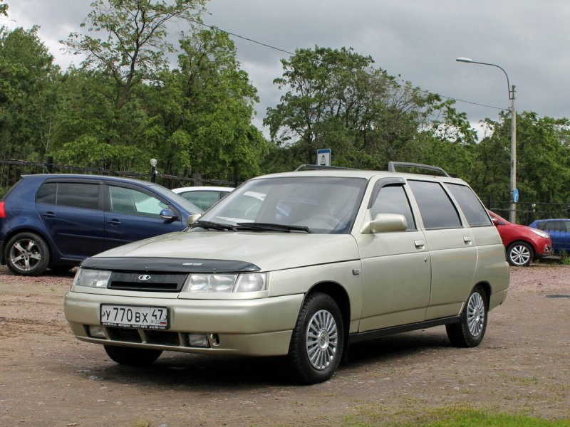 Lada (ВАЗ) 2111
