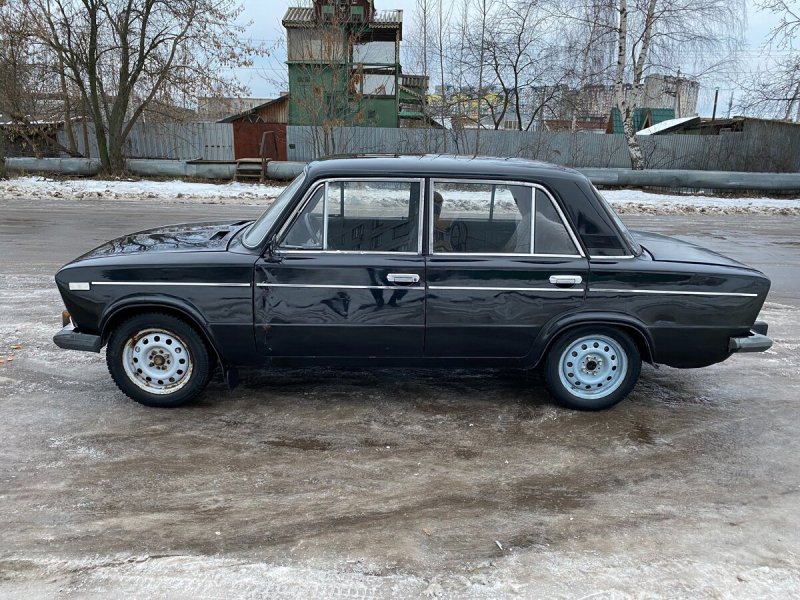 ВАЗ 2106 черная