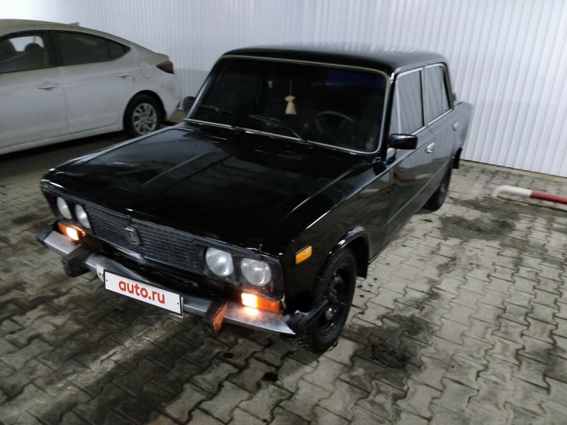 ВАЗ 2106 черный глянец