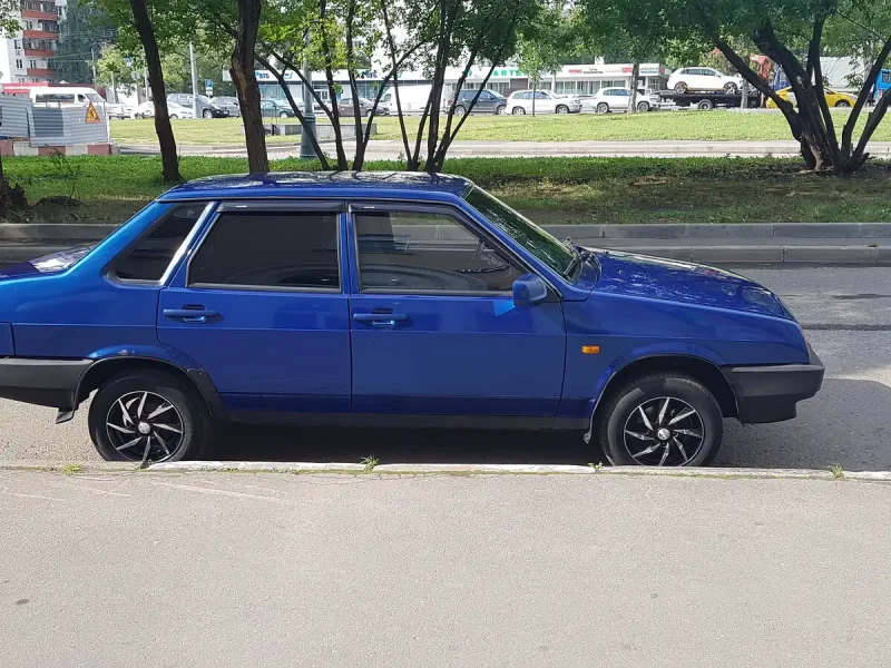 ВАЗ 21099 синий металлик