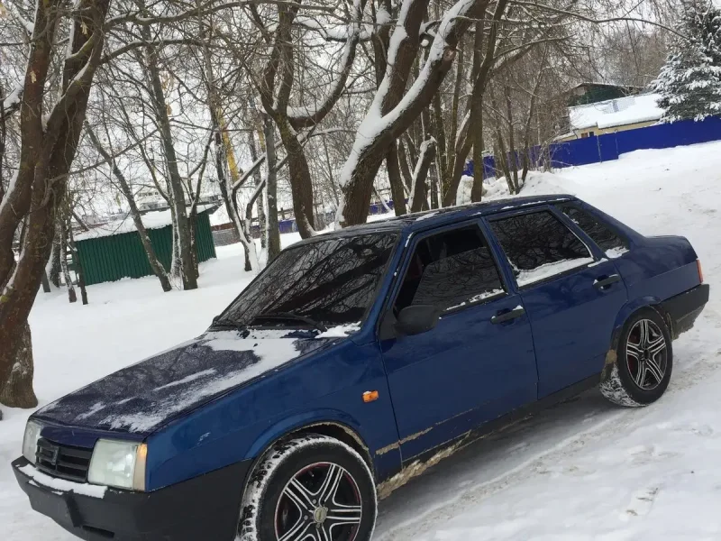 ВАЗ 21099 синяя