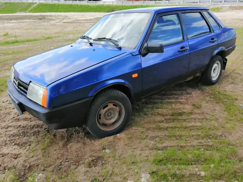 Лада 21099 синяя