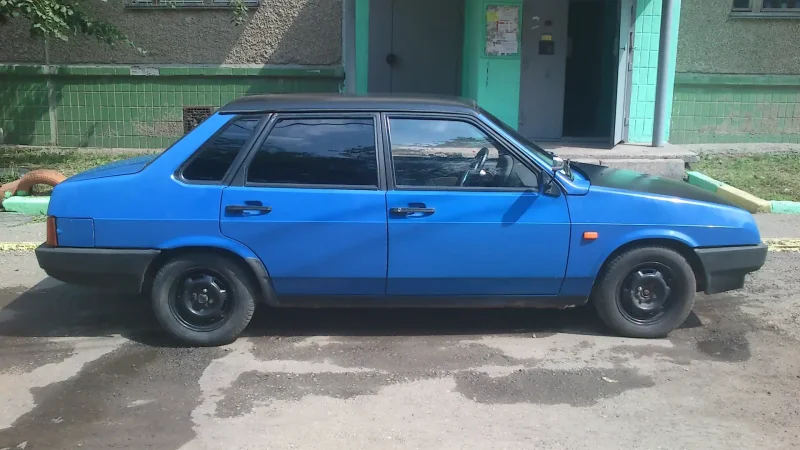 ВАЗ 99 синяя