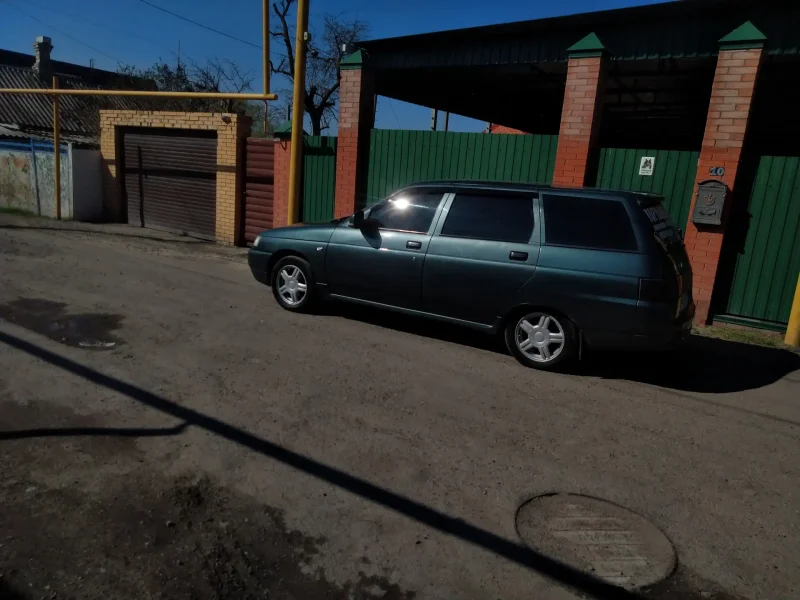 Lada (ВАЗ) 2111 2002