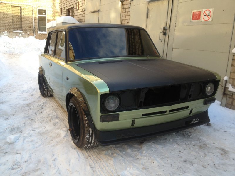 ВАЗ 2106 крашеная