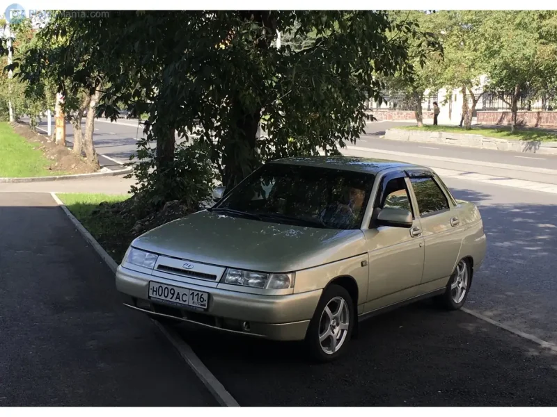 Автомобиль Лада 116