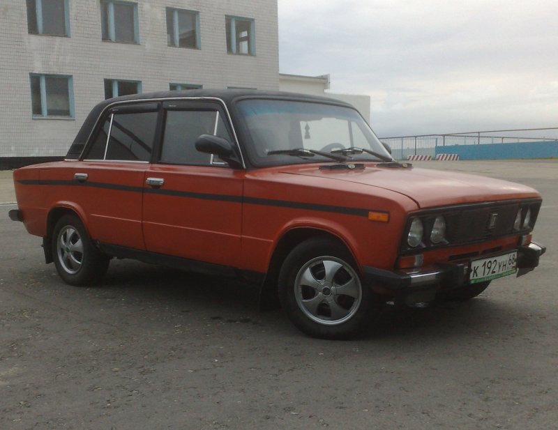 ВАЗ 2106 С черной крышей