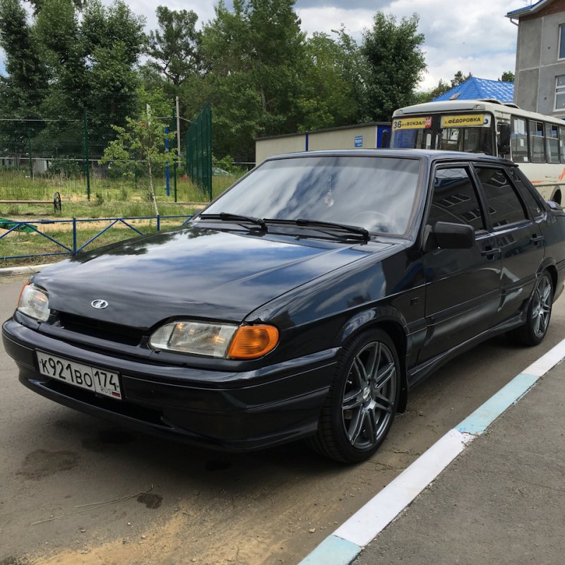 Lada (ВАЗ) 2115
