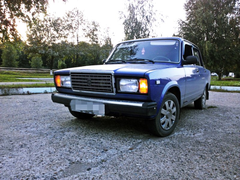 Лада 2107 желтая