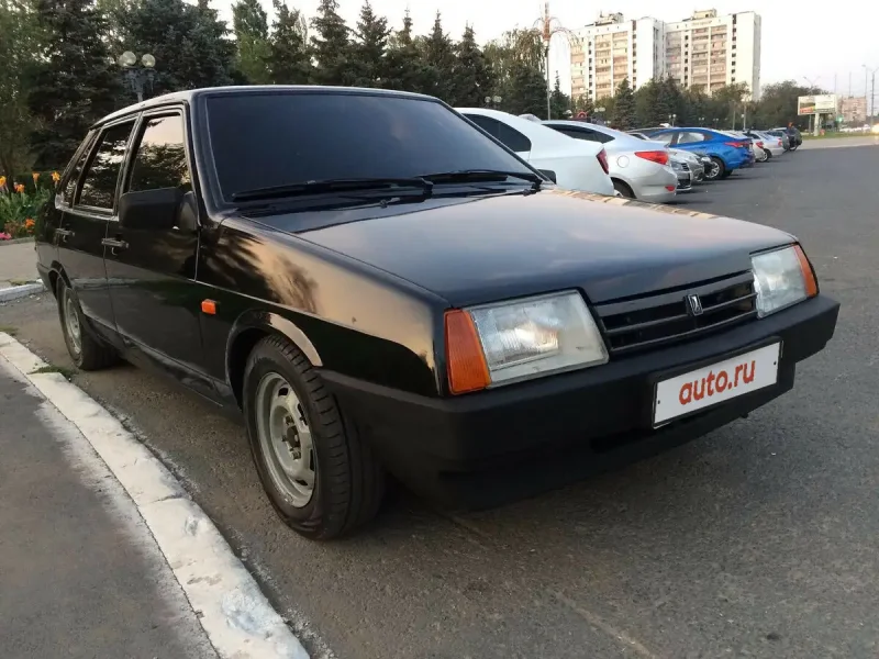 Лада 21099 черная